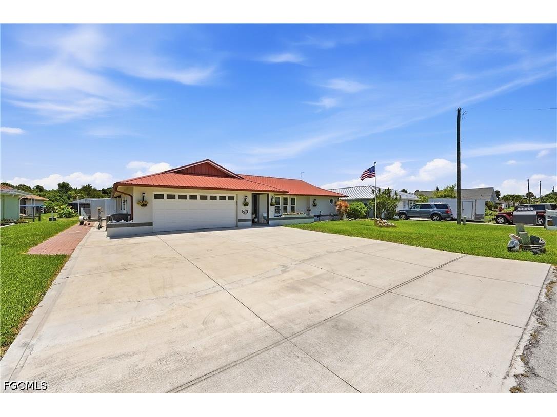 7219 Reymoor Drive North Fort Myers FL 33917 2026030244 image47