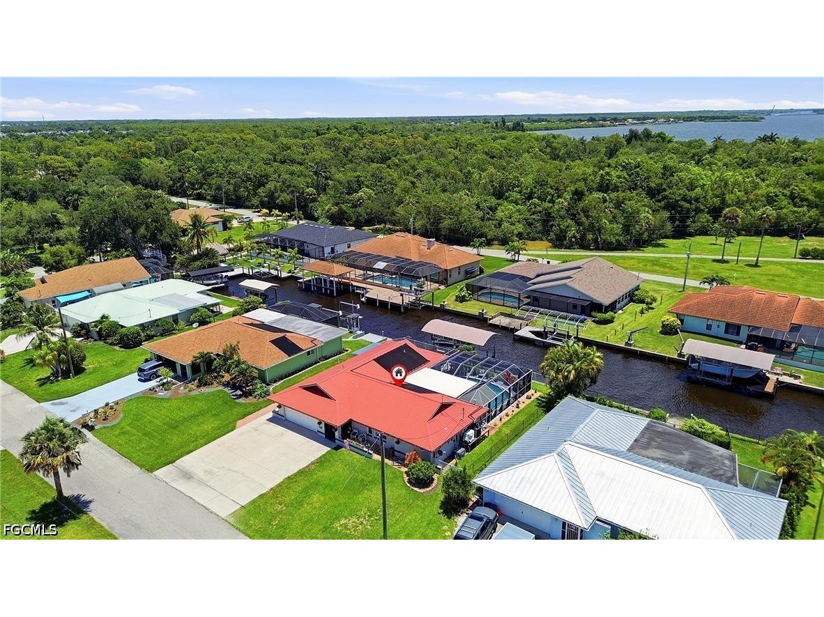 7219 Reymoor Drive North Fort Myers FL 33917 2026030244 image48