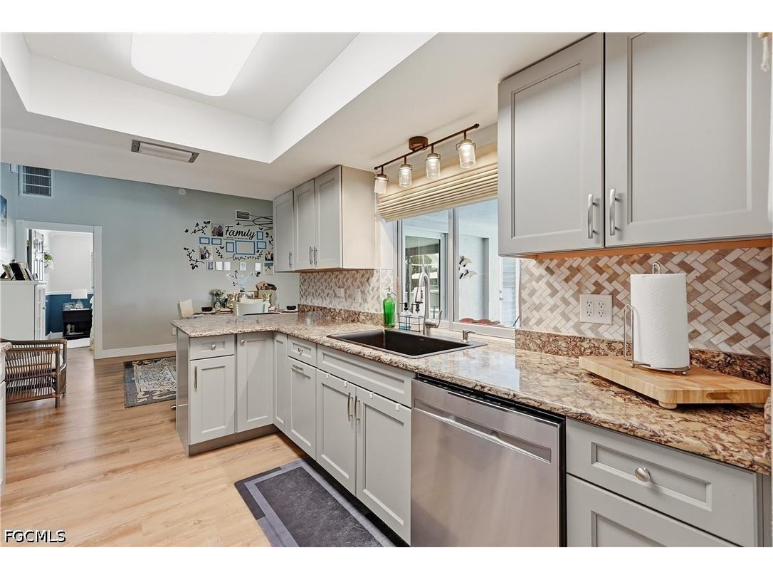 7219 Reymoor Drive North Fort Myers FL 33917 2026030244 image8