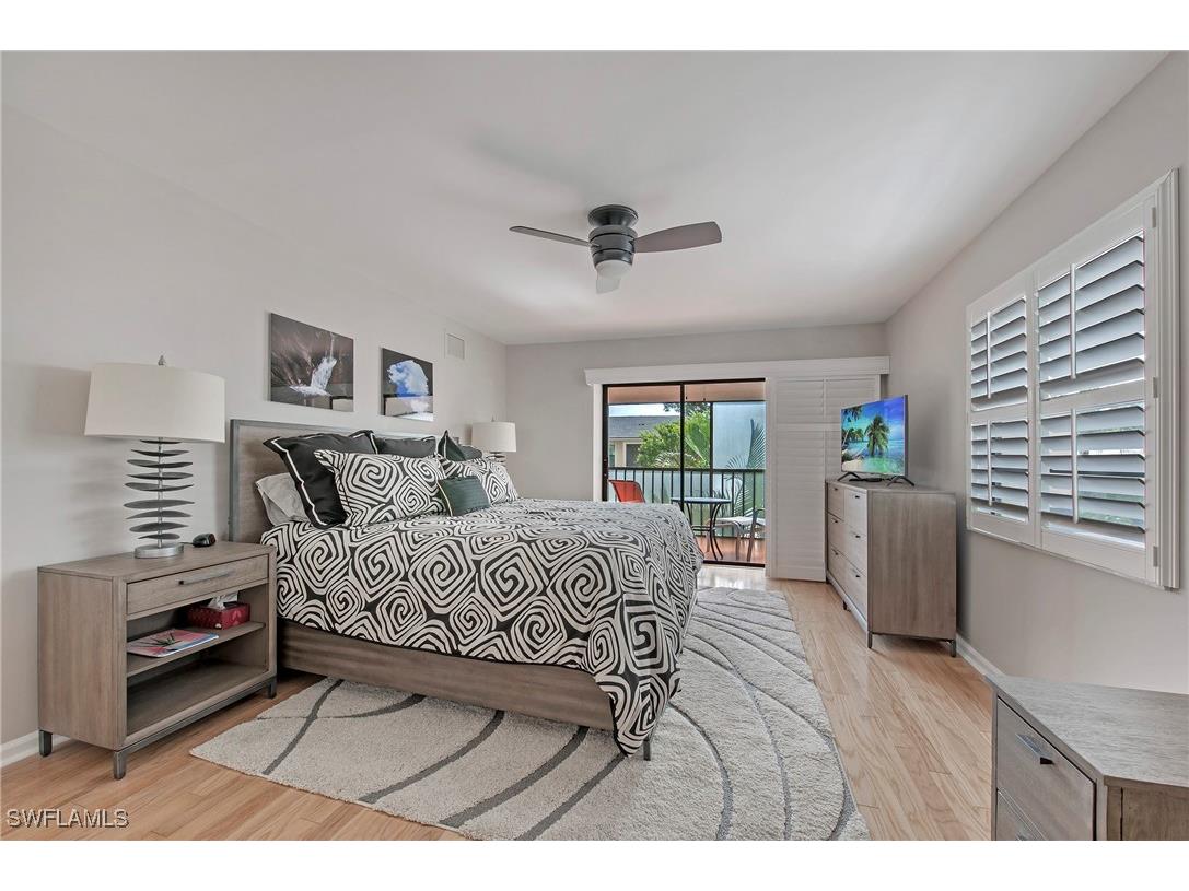 722 10th Avenue S #A201 Naples FL 34102 225069833 image2