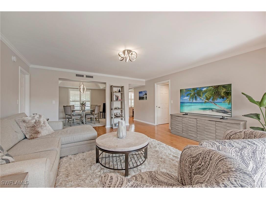 722 10th Avenue S #A201 Naples FL 34102 225072951 image1