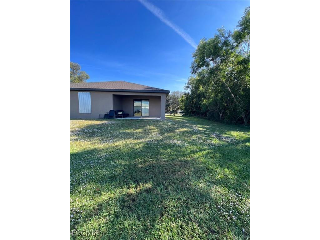 722 Arundel Circle Fort Myers FL 33913 2025023837 image29