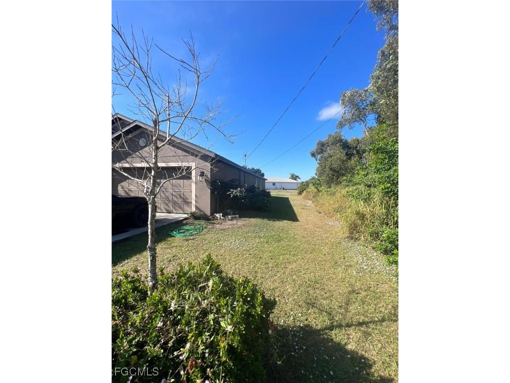 722 Arundel Circle Fort Myers FL 33913 2025023837 image6