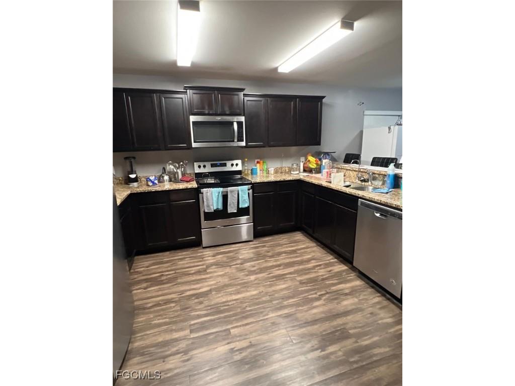 722 Arundel Circle Fort Myers FL 33913 2025023837 image9