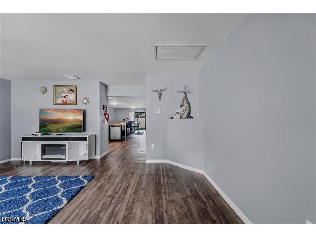 722 Arundel Circle Fort Myers FL 33913 2026017835 image15
