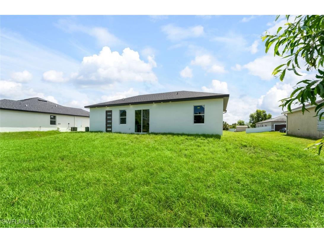 722 Castlestone Avenue S Lehigh Acres FL 33974 225066904 image3