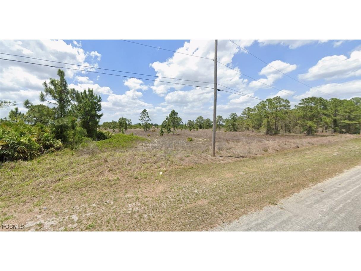 722 Goldwyn Avenue S Lehigh Acres FL 33974 2026001808 image5