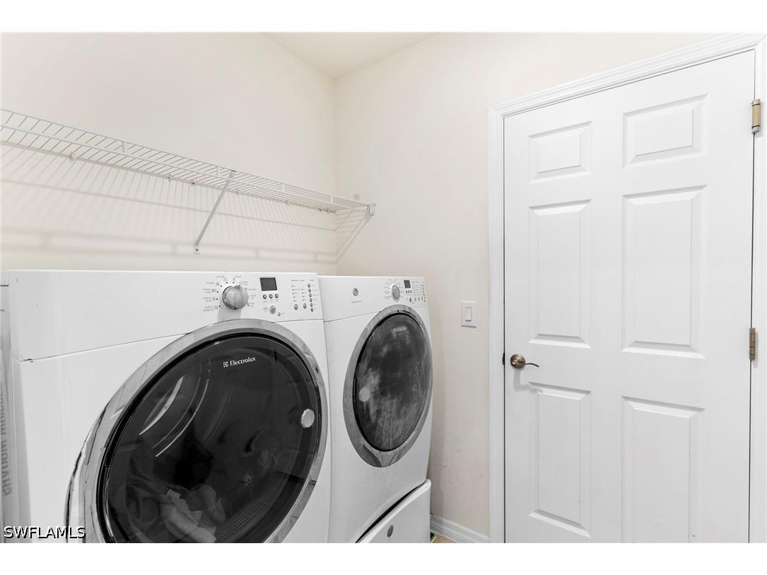 722 Hadley Place W Naples FL 34104 226021085 image17