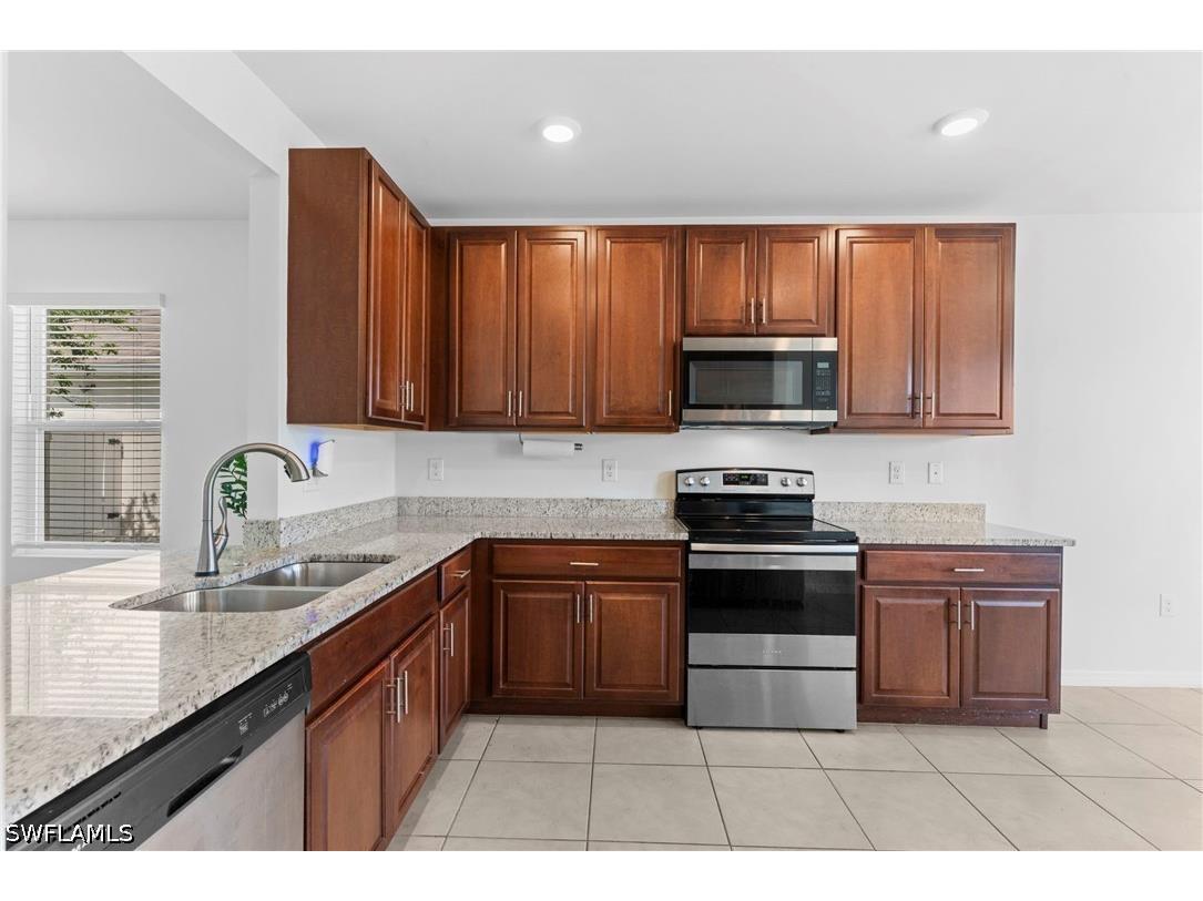 722 Hadley Place W Naples FL 34104 226021085 image4
