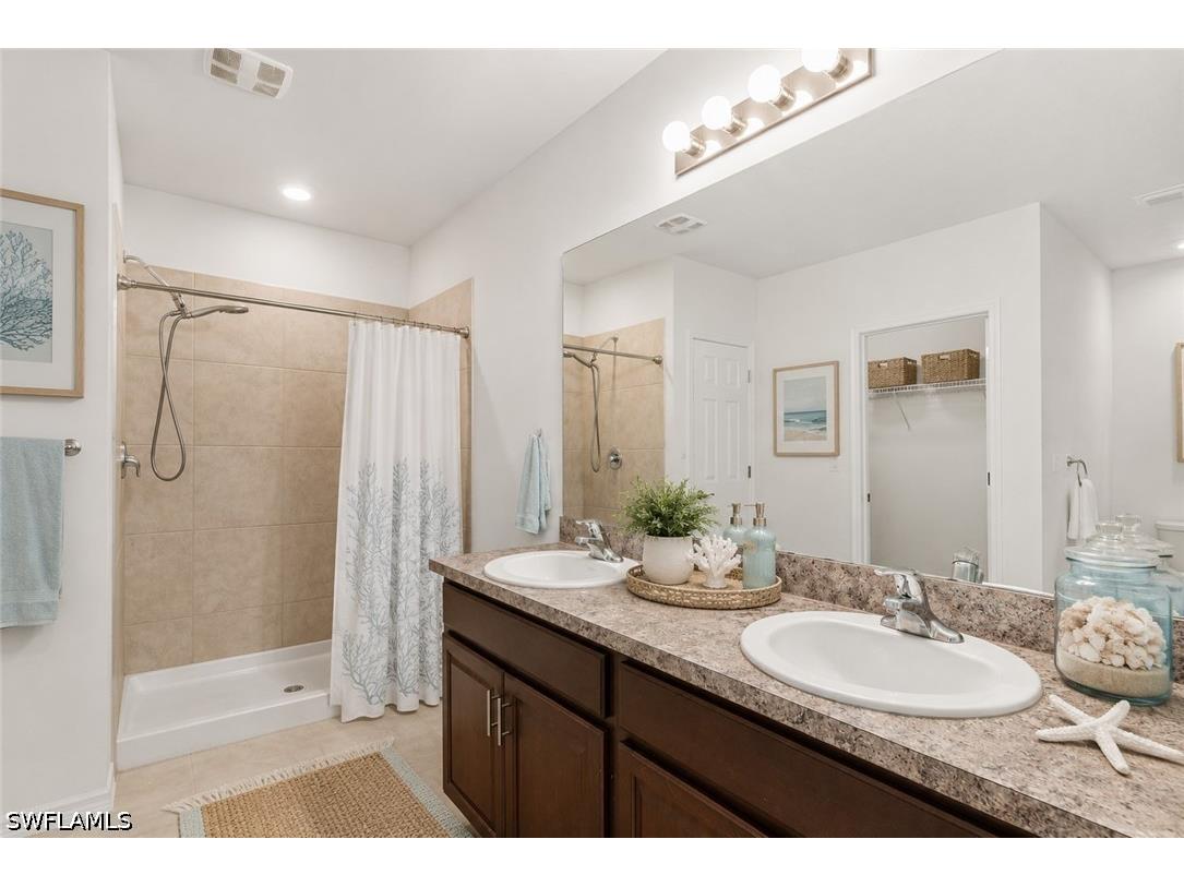 722 Hadley Place W Naples FL 34104 226021085 image9