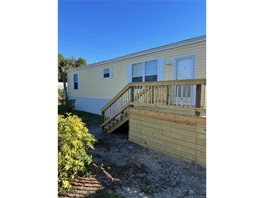 722 Higgins Road North Fort Myers FL 33917 224097238 image1