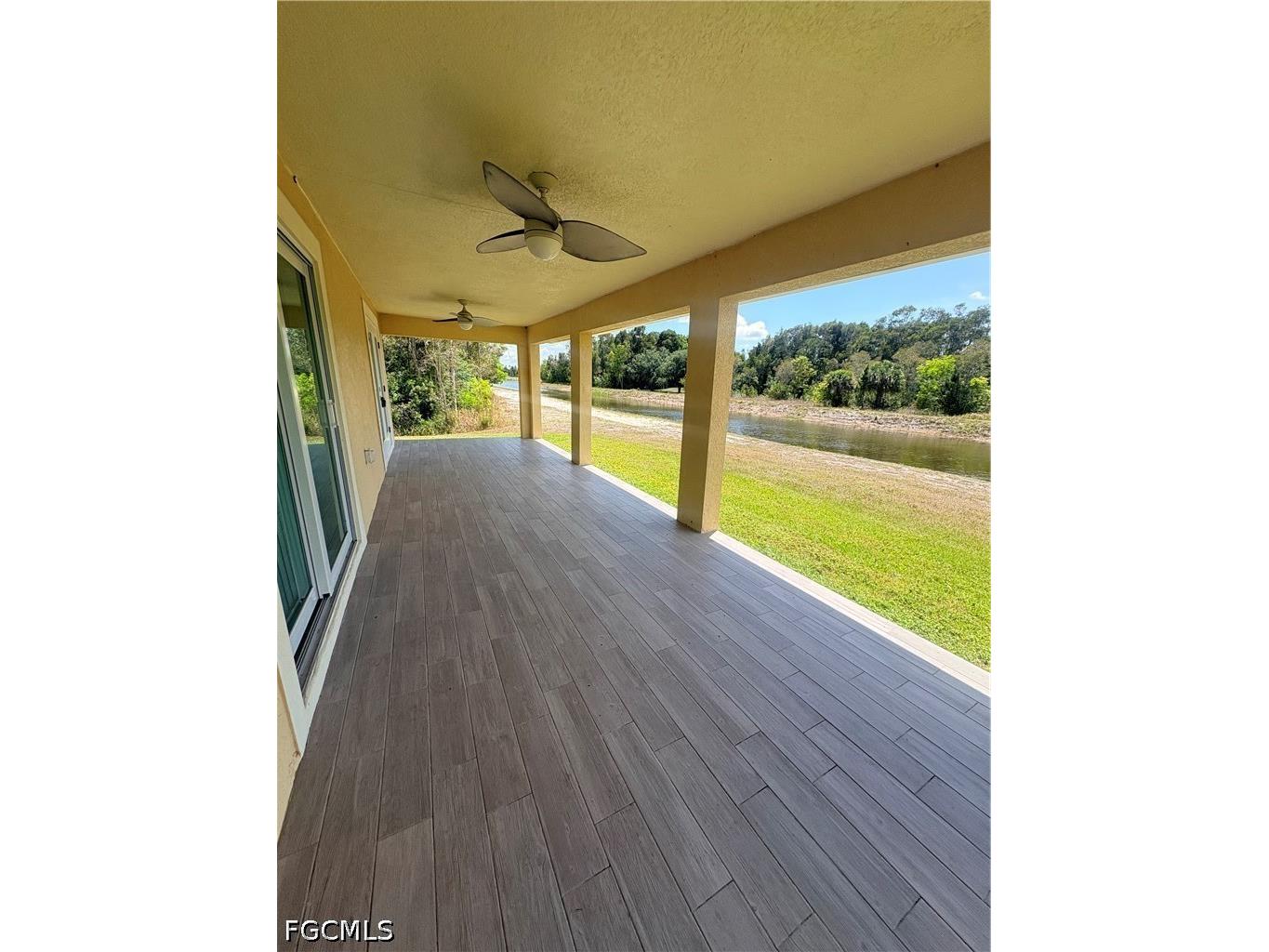 722 La Plata Avenue Lehigh Acres FL 33974 2026019806 image2