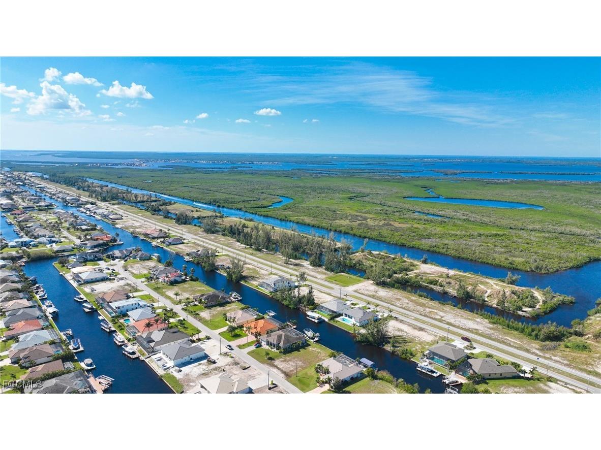 722 NW 39th Avenue Cape Coral FL 33993 2025021440 image21