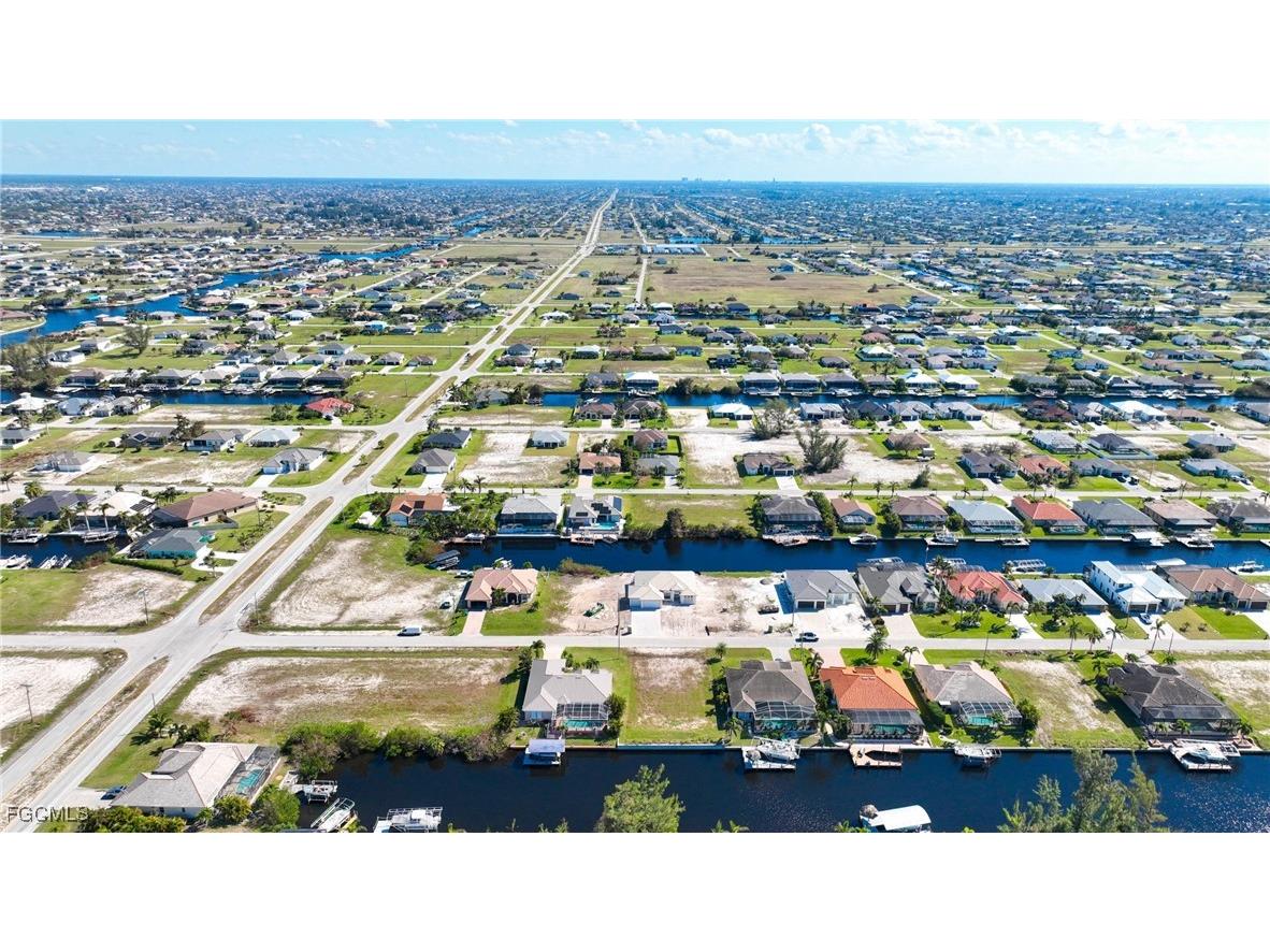 722 NW 39th Avenue Cape Coral FL 33993 2025021440 image27