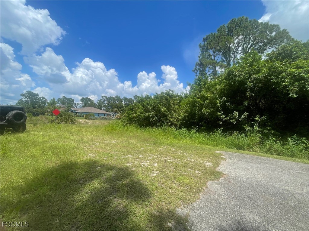 722 Wellington Avenue Lehigh Acres FL 33972 2025012323 image2