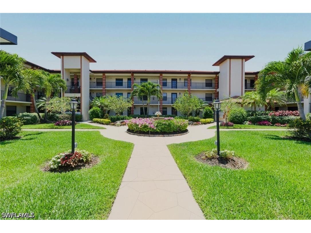 7220 Coventry Court #208 Naples FL 34104 226018049 image2