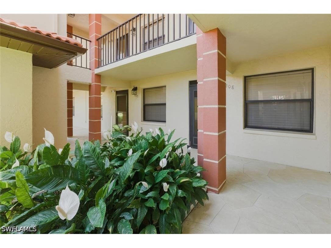 7220 Coventry Court #208 Naples FL 34104 226018049 image3