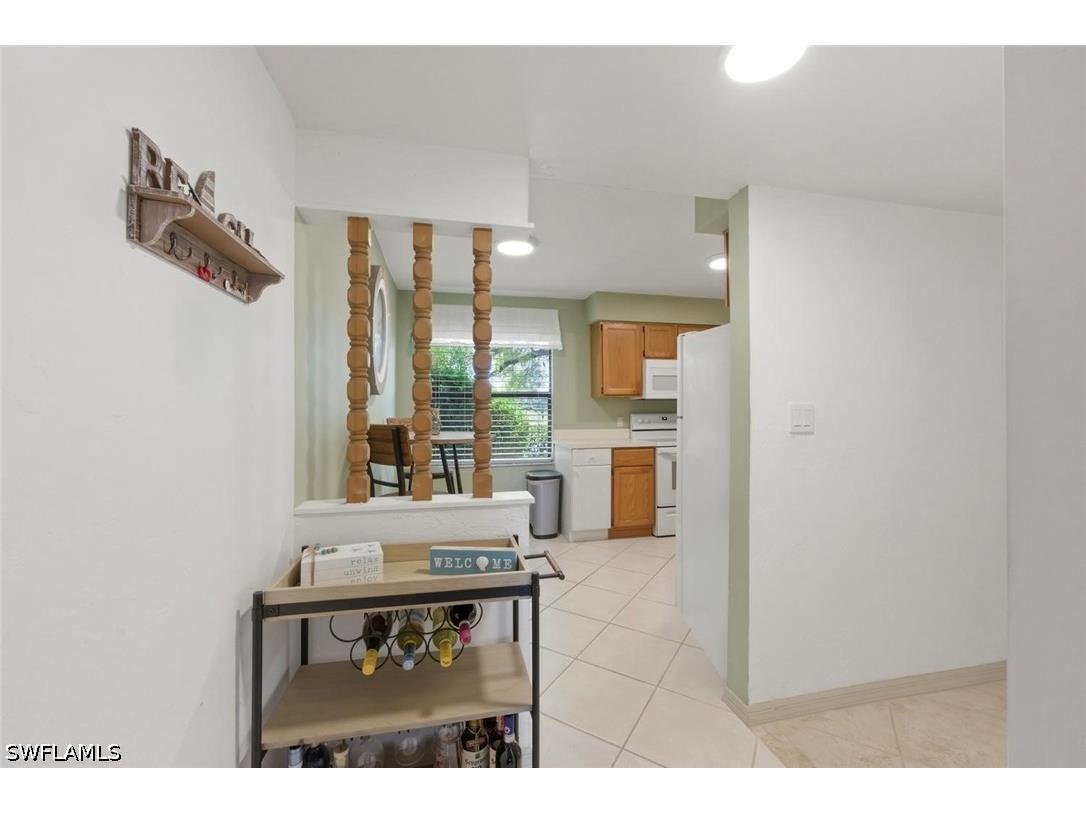 7220 Coventry Court #208 Naples FL 34104 226018049 image4