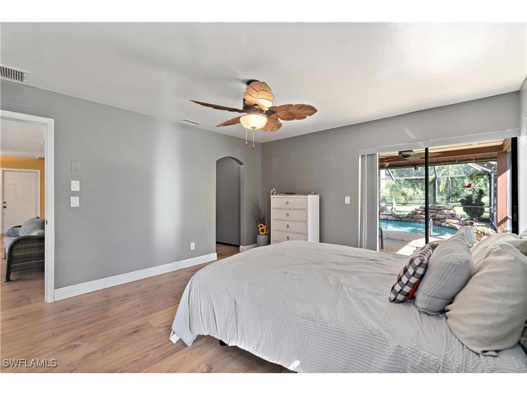 7220 Hendry Creek Drive Fort Myers FL 33908 225071958 image18