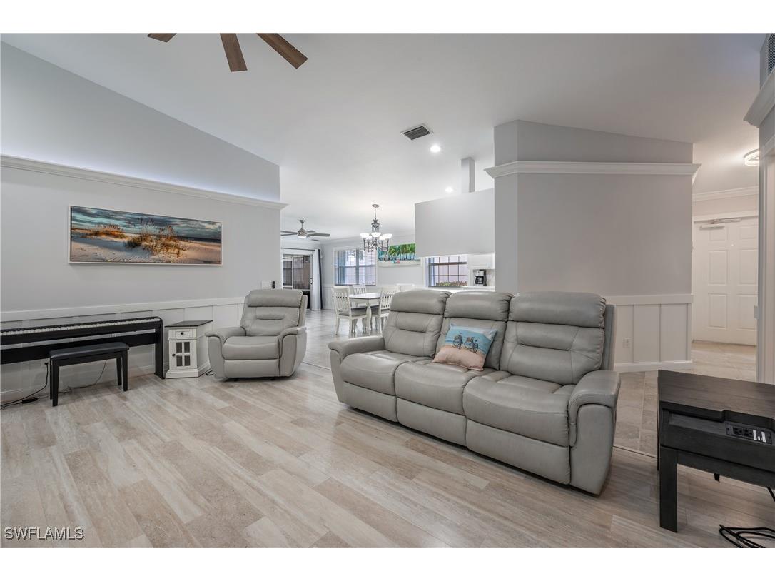 7221 Bellini Way Naples FL 34114 225078397 image15