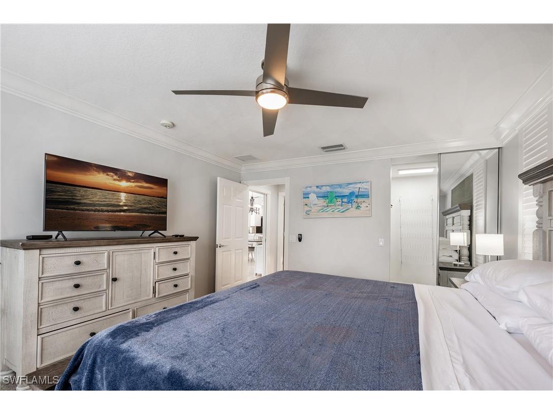 7221 Bellini Way Naples FL 34114 225078397 image23