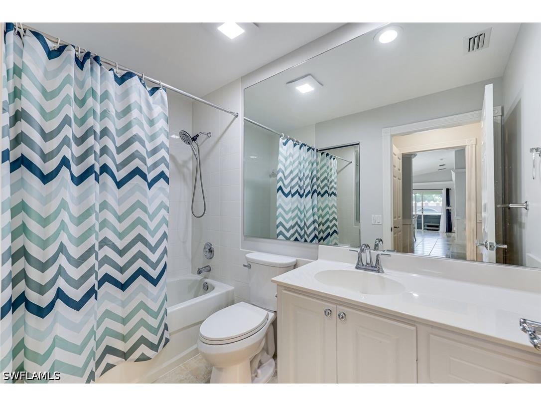 7221 Bellini Way Naples FL 34114 226018753 image13