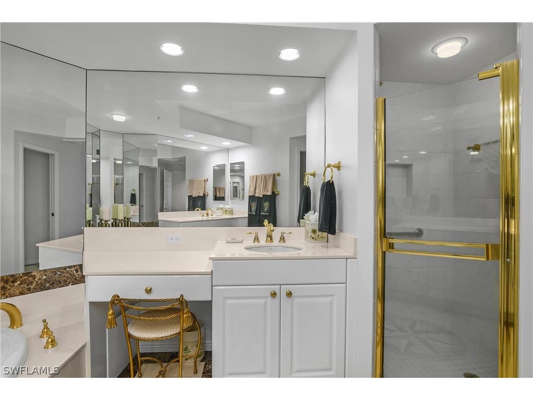 7225 Pelican Bay Boulevard #1101 Naples FL 34108 226006899 image19