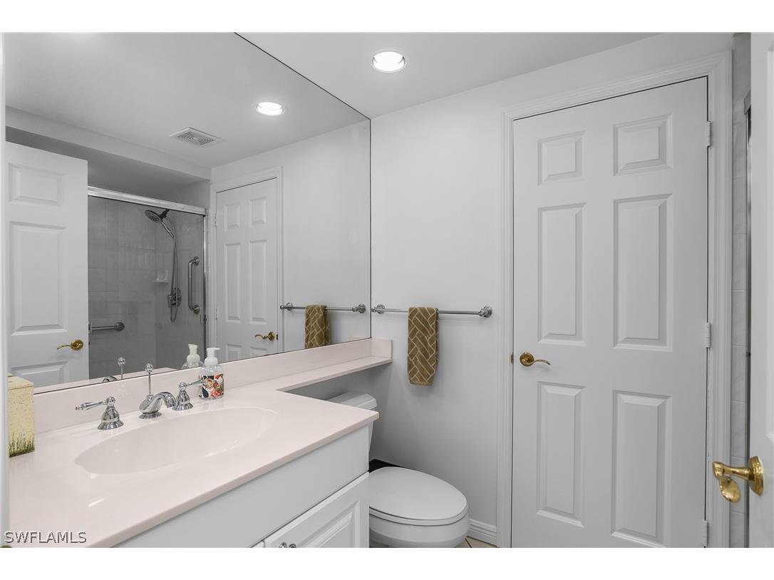 7225 Pelican Bay Boulevard #1101 Naples FL 34108 226006899 image21