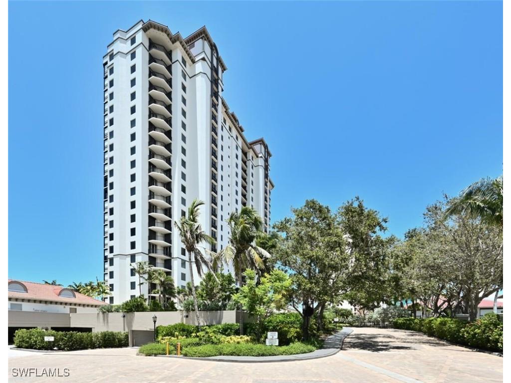 7225 Pelican Bay Boulevard #2004 Naples FL 34108 225060143 image1