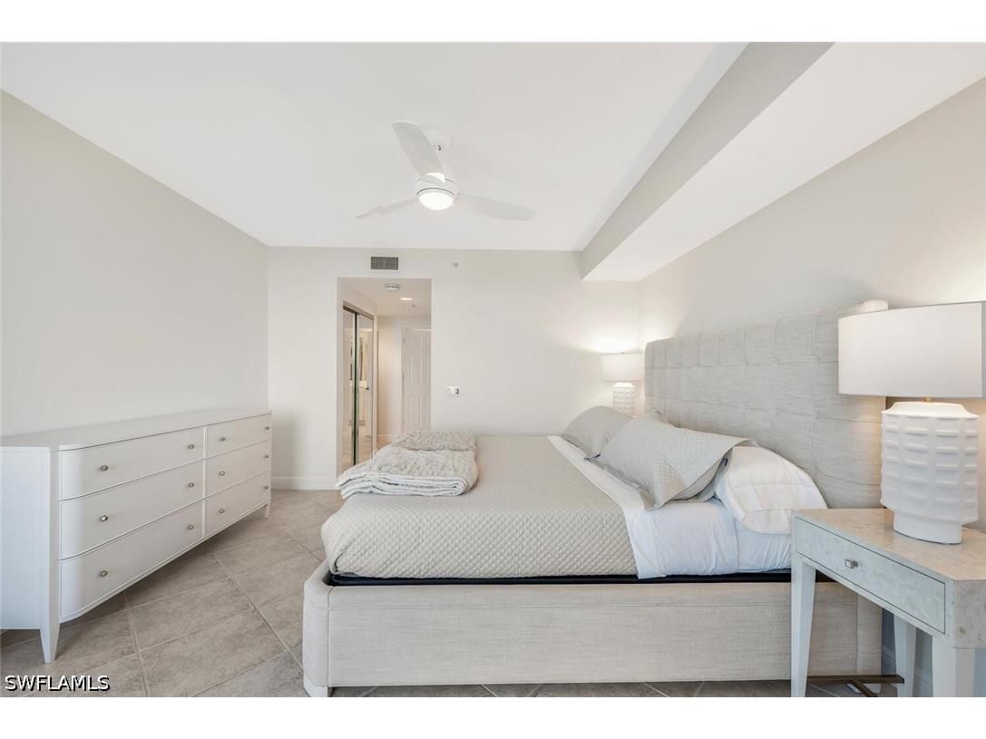 7225 Pelican Bay Boulevard #2004 Naples FL 34108 226021653 image19