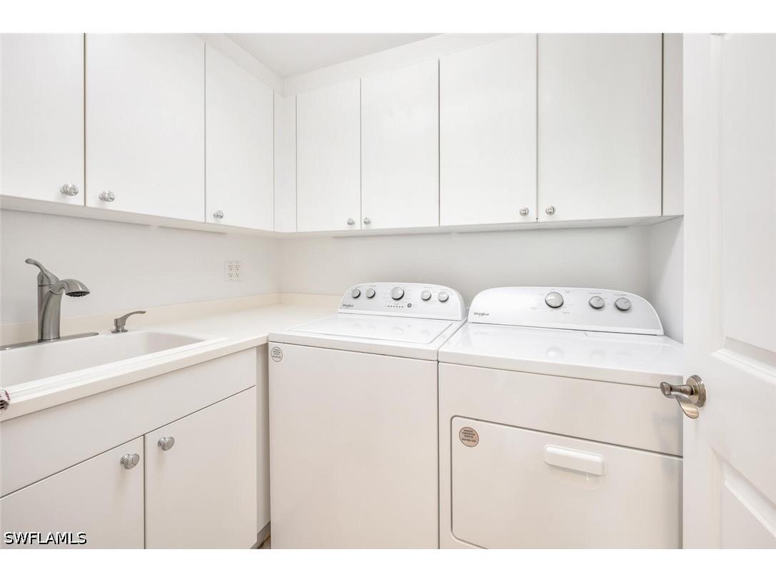 7225 Pelican Bay Boulevard #2004 Naples FL 34108 226021653 image27