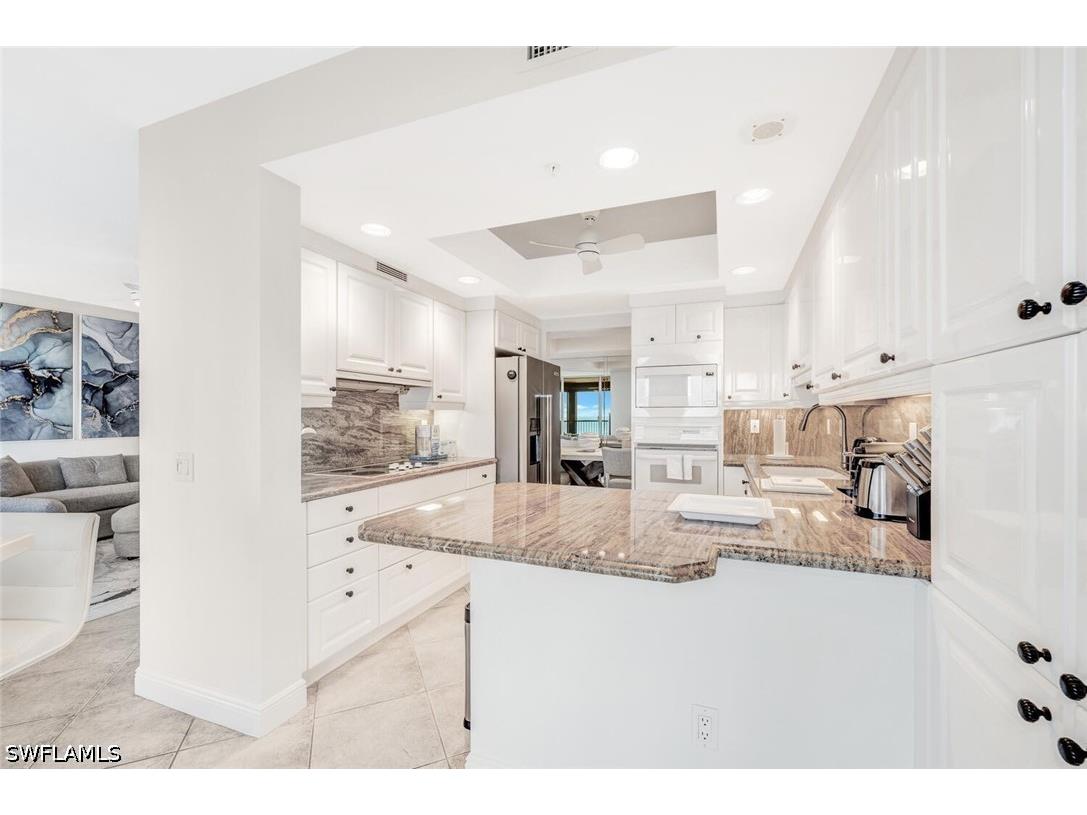 7225 Pelican Bay Boulevard #2004 Naples FL 34108 226021653 image9