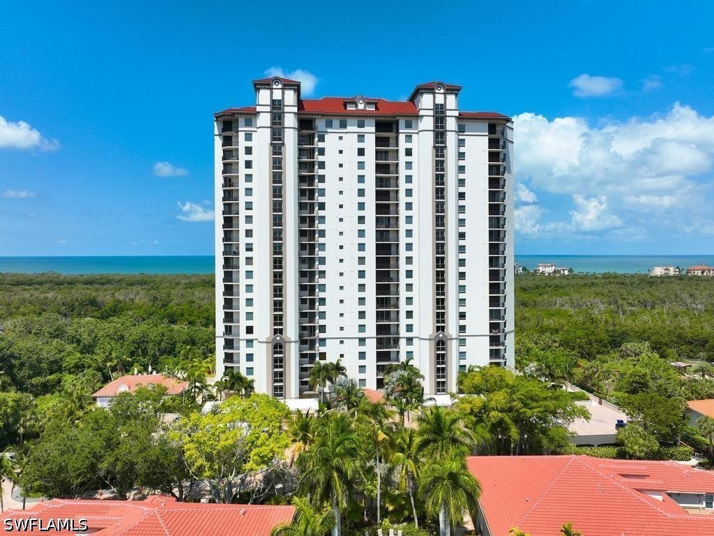 7225 Pelican Bay Boulevard #203 Naples FL 34108 226020226 image1