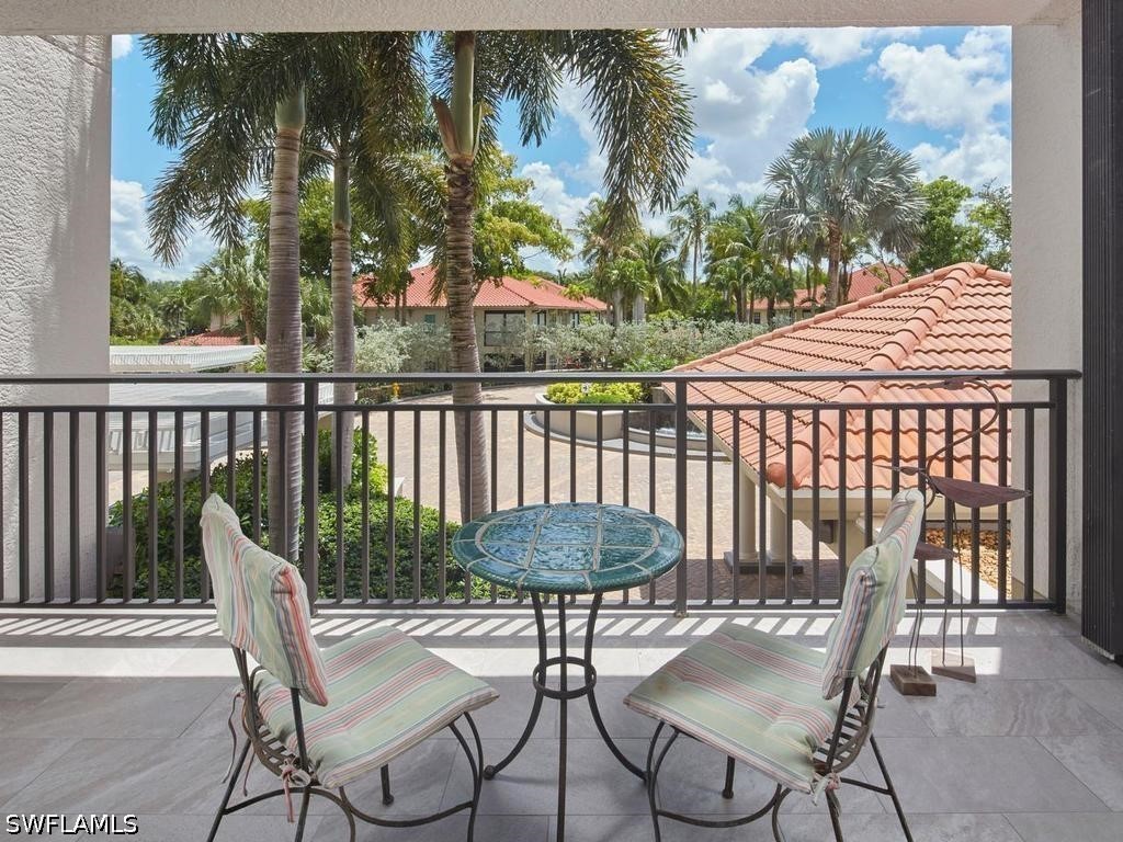 7225 Pelican Bay Boulevard #203 Naples FL 34108 226020226 image17