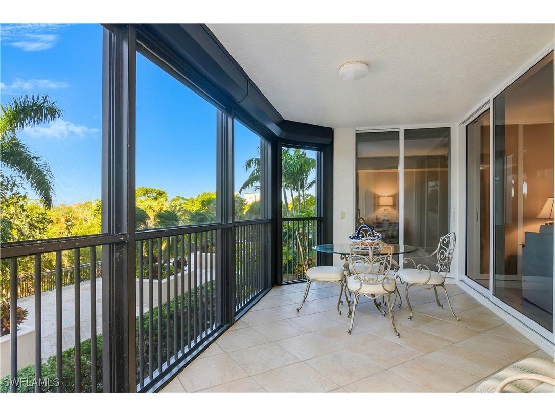7225 Pelican Bay Boulevard #204 Naples FL 34108 225083304 image25