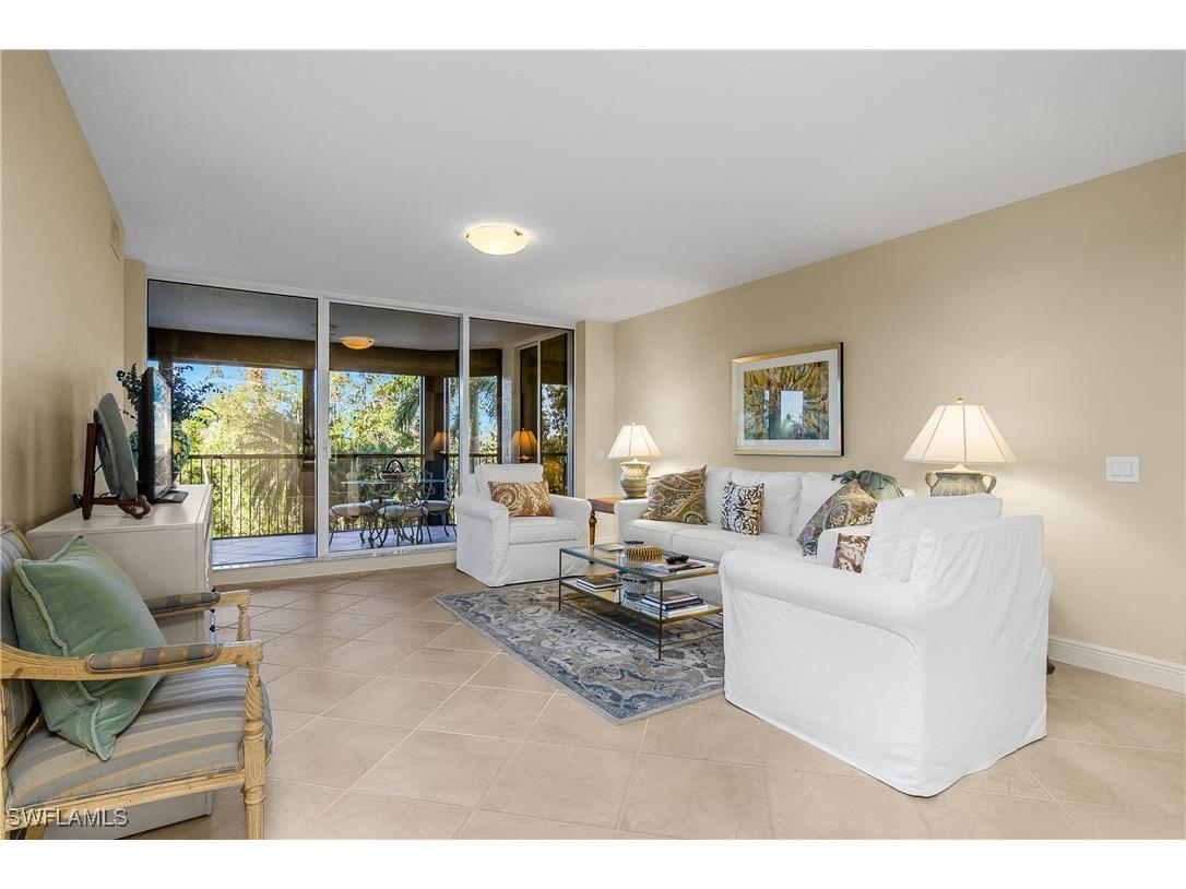 7225 Pelican Bay Boulevard #204 Naples FL 34108 225083304 image6