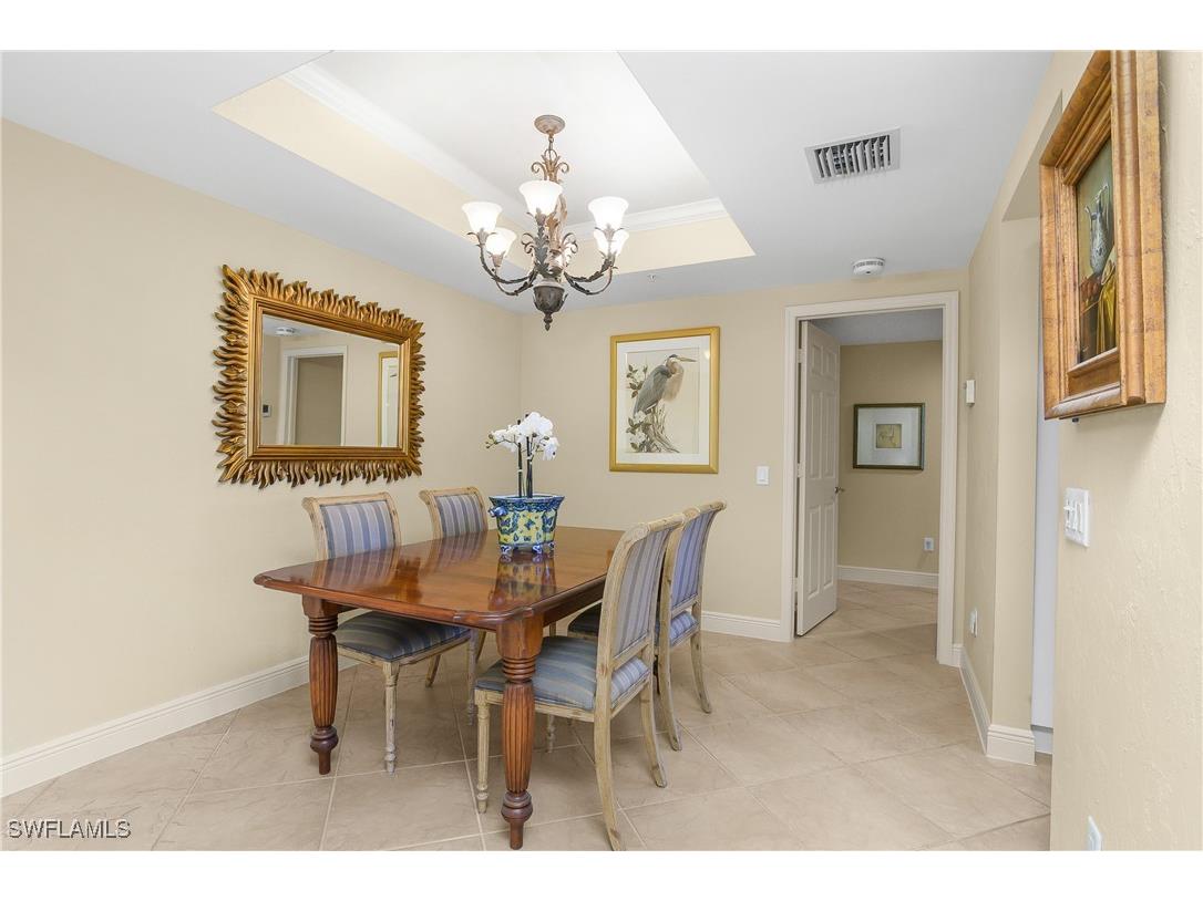 7225 Pelican Bay Boulevard #204 Naples FL 34108 225083304 image8