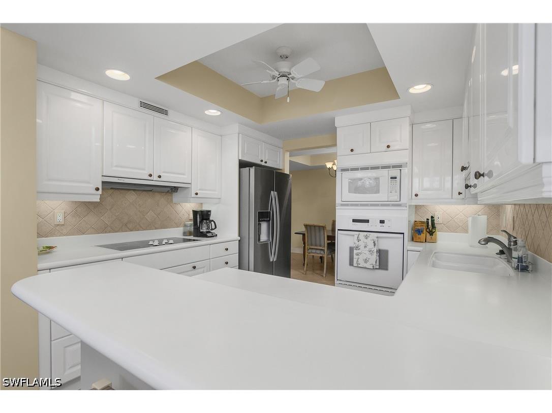 7225 Pelican Bay Boulevard #204 Naples FL 34108 226021715 image14