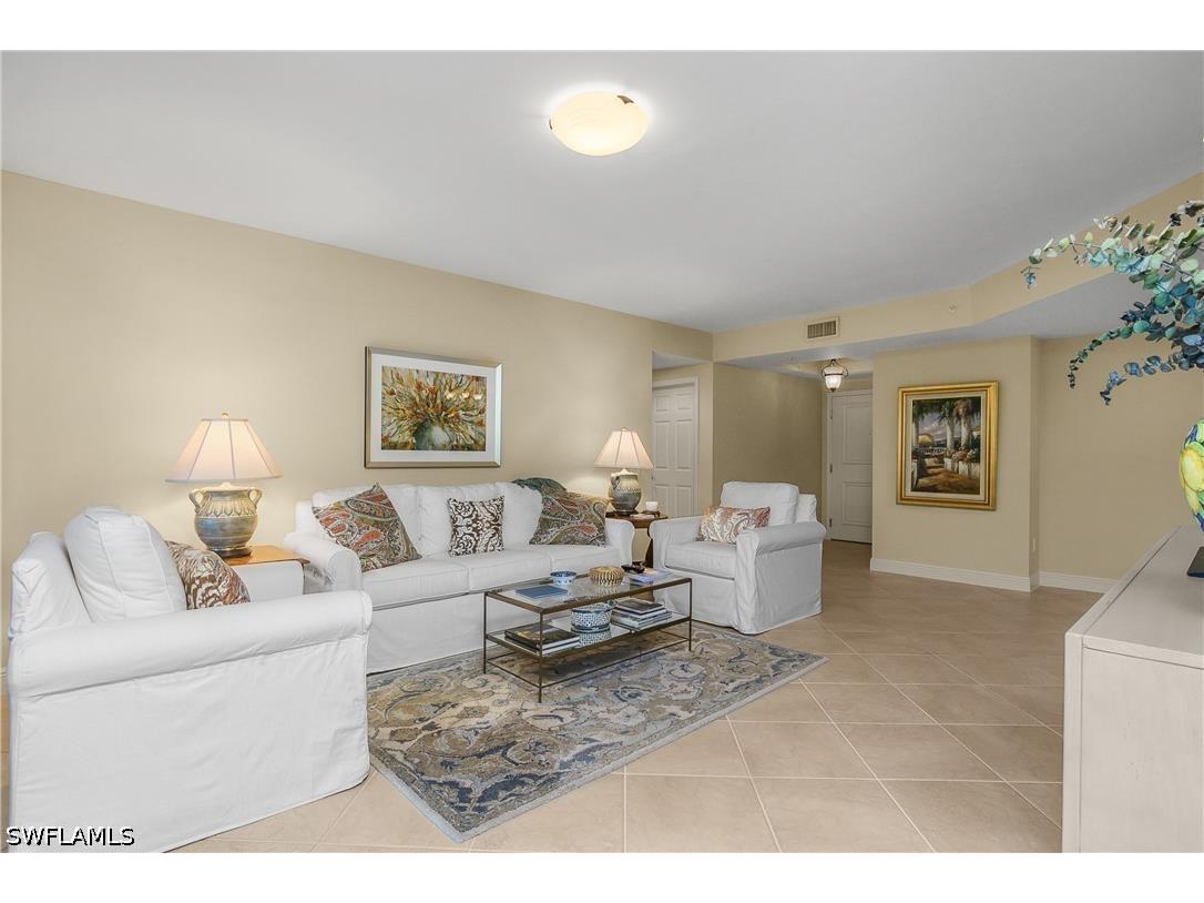 7225 Pelican Bay Boulevard #204 Naples FL 34108 226021715 image6