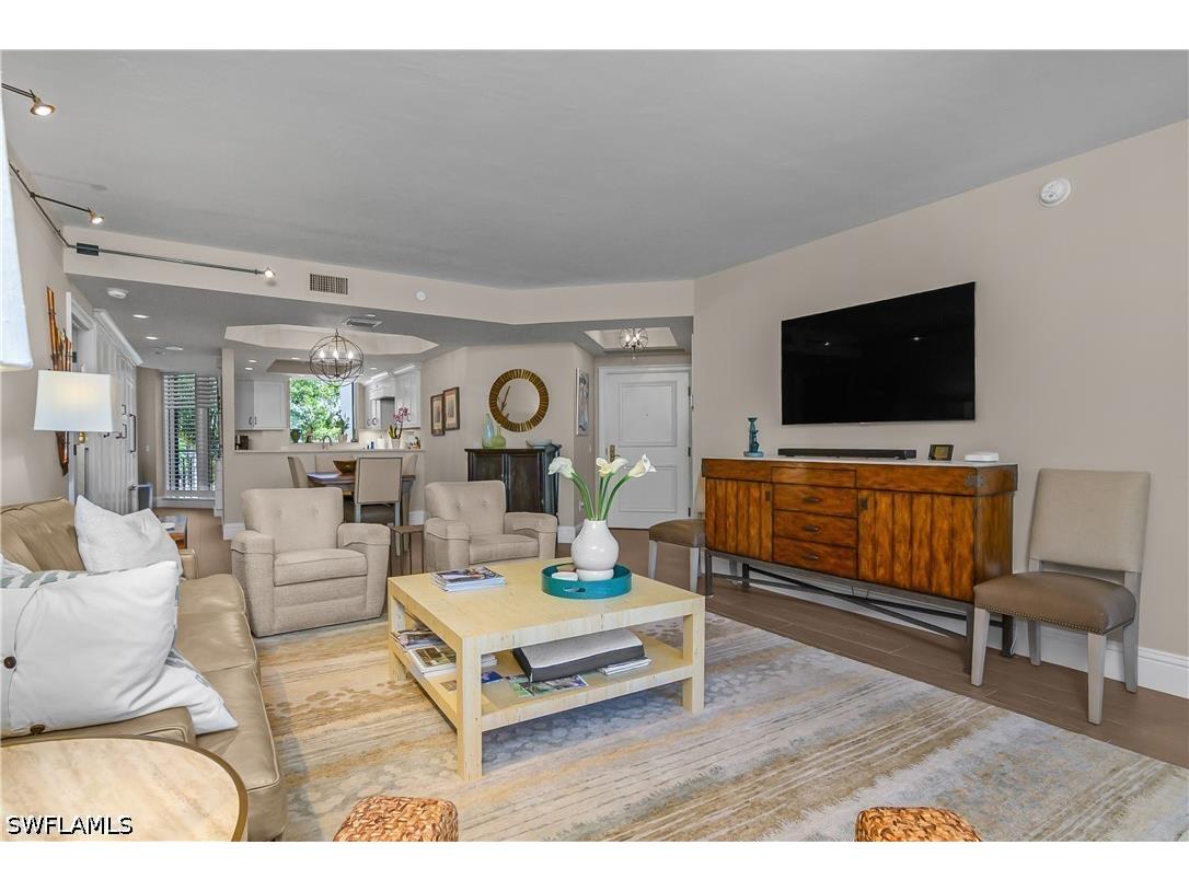 7225 Pelican Bay Boulevard #302 Naples FL 34108 226012670 image5