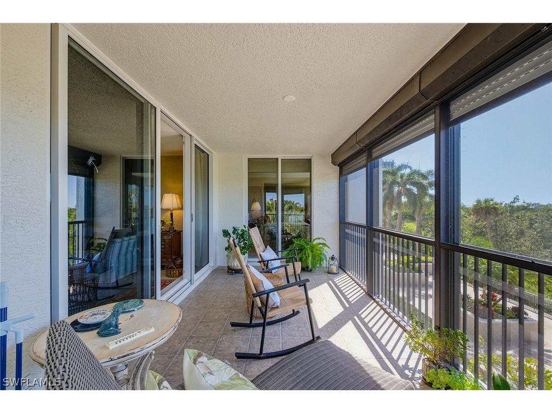 7225 Pelican Bay Boulevard #305 Naples FL 34108 226010067 image25