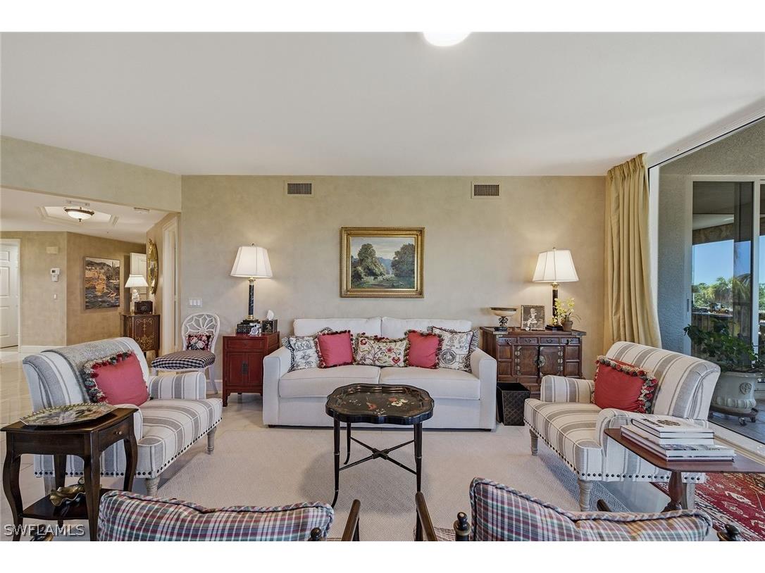 7225 Pelican Bay Boulevard #305 Naples FL 34108 226010067 image7