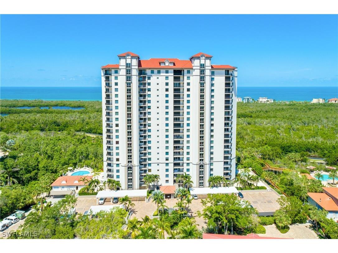 7225 Pelican Bay Boulevard #402 Naples FL 34108 226006036 image2