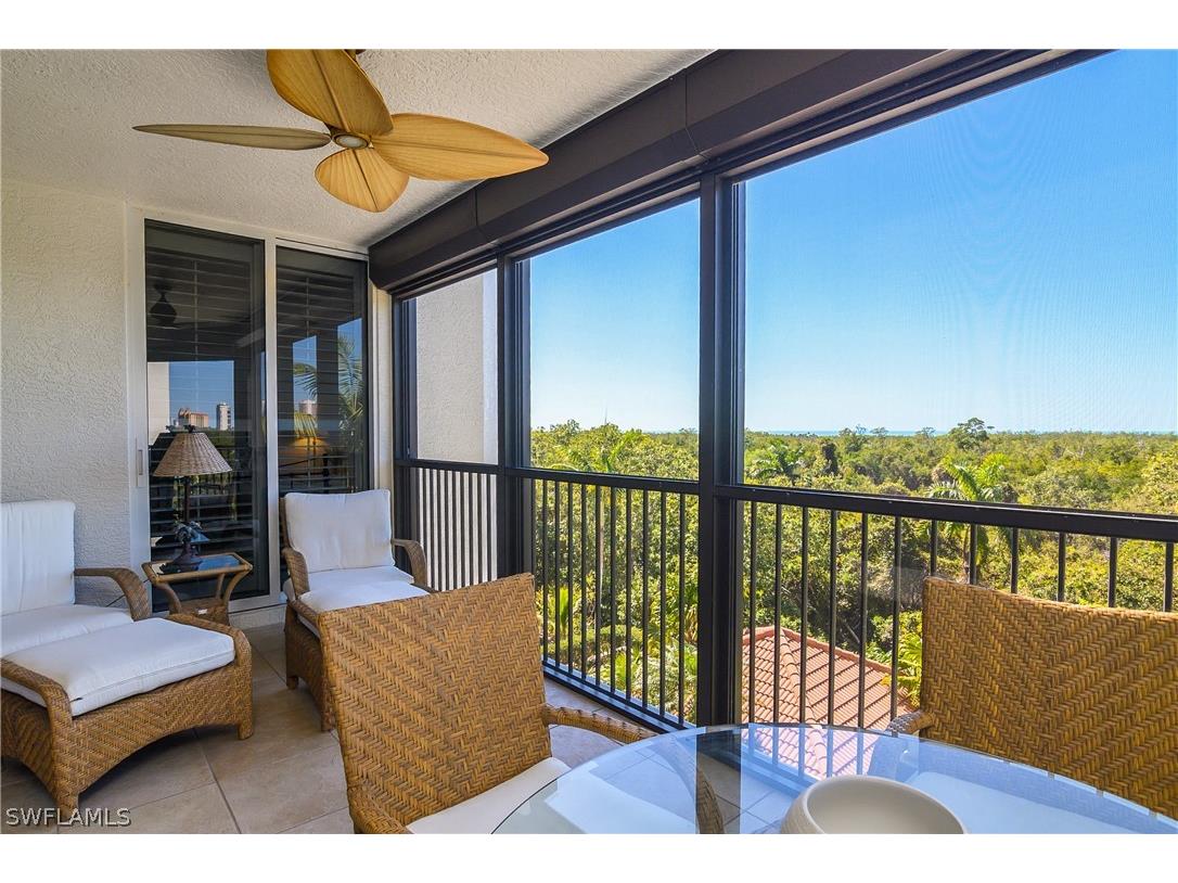 7225 Pelican Bay Boulevard #402 Naples FL 34108 226006036 image28