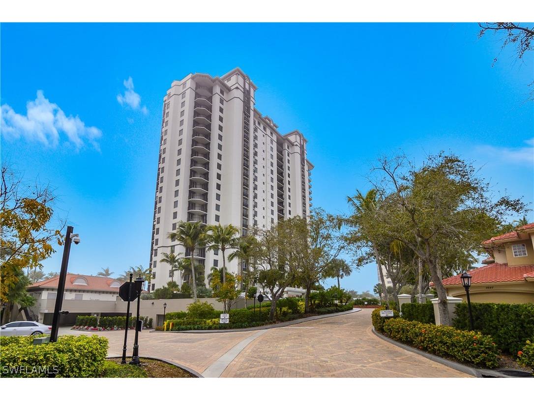 7225 Pelican Bay Boulevard #402 Naples FL 34108 226006036 image32