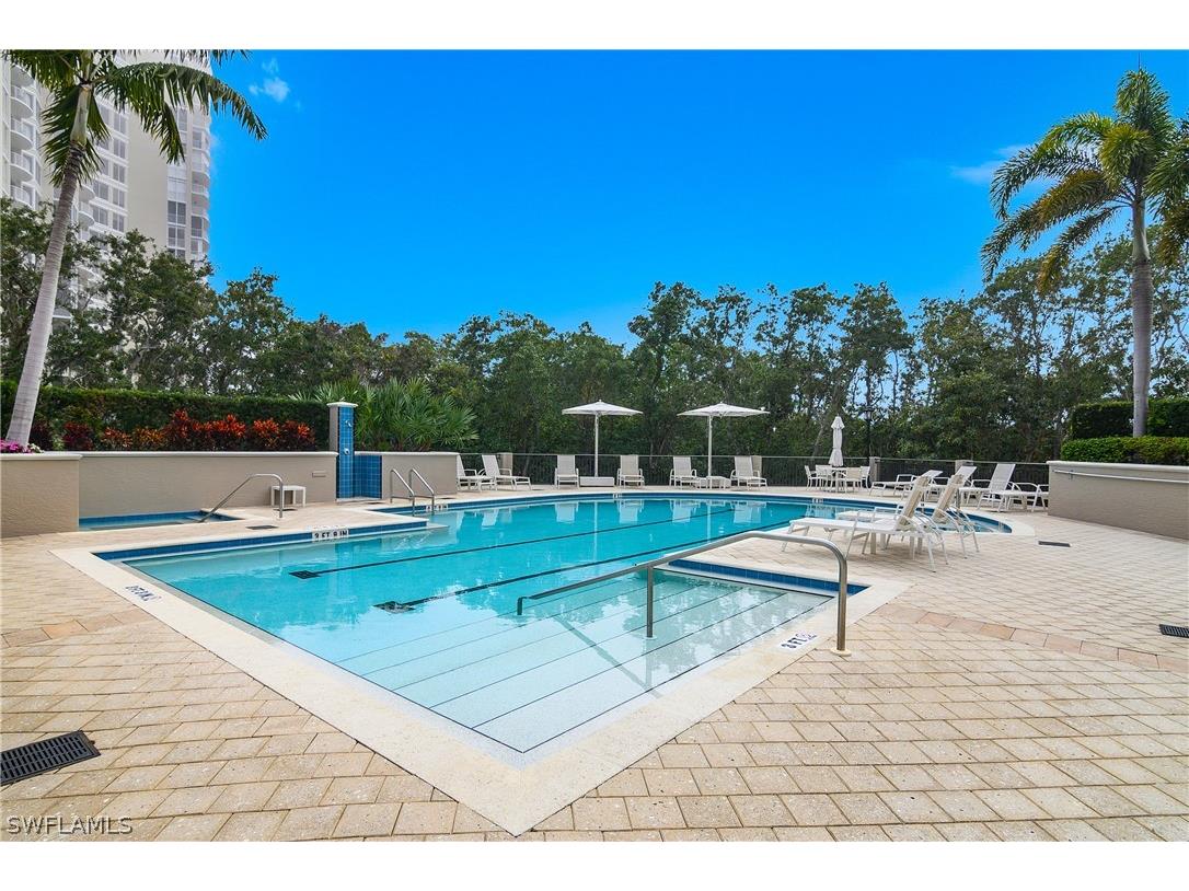 7225 Pelican Bay Boulevard #402 Naples FL 34108 226006036 image34