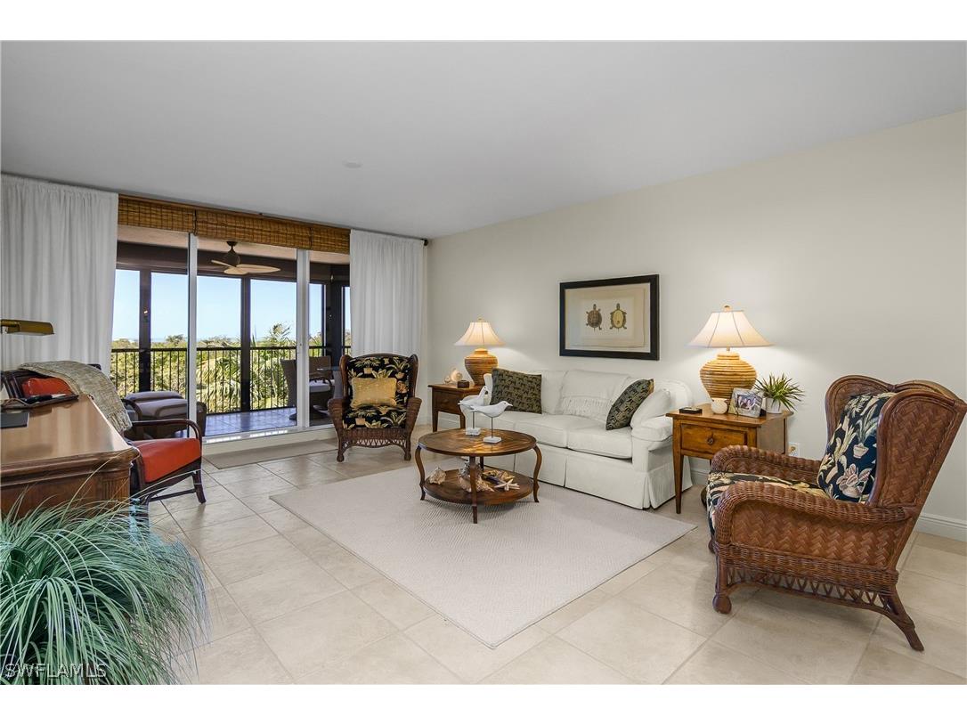 7225 Pelican Bay Boulevard #402 Naples FL 34108 226006036 image7