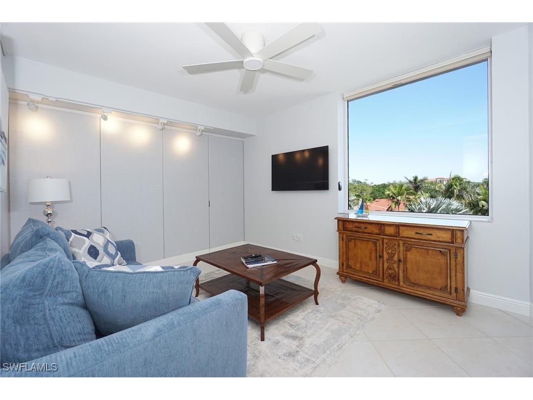 7225 Pelican Bay Boulevard #502 Naples FL 34108 225027113 image12