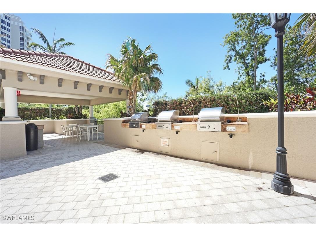 7225 Pelican Bay Boulevard #502 Naples FL 34108 225027113 image24
