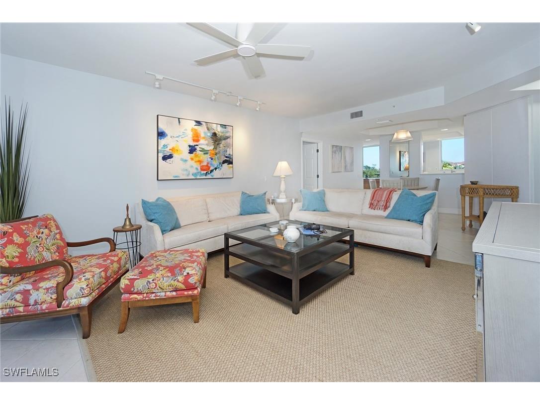 7225 Pelican Bay Boulevard #502 Naples FL 34108 225027113 image4